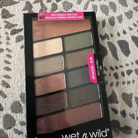 🚨 ONE DAY ONLY ‼️ Set of 3 Wet N Wild eyeshadow palettes - Picture 4 of 6